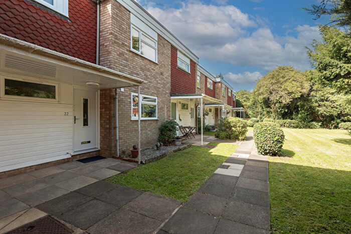 1 Bedroom Maisonette To Rent In The Cedars, Milton Road, Harpenden, Hertfordshire, AL5