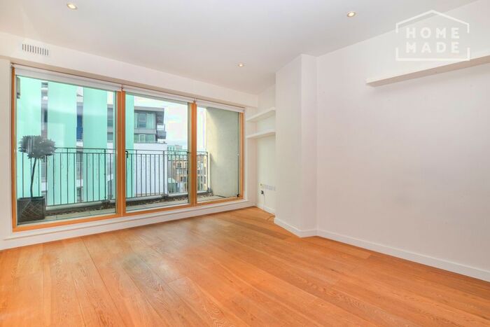2 Bedroom Flat To Rent In Hardwicks Square, Wandsworth, SW18