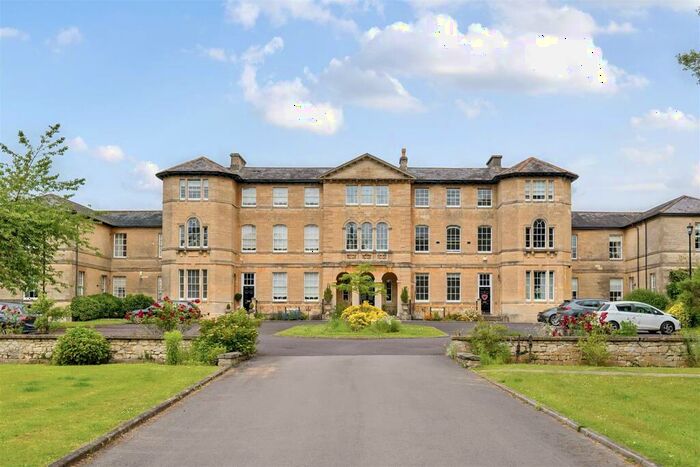 3 Bedroom Terraced House For Sale In Thomas Wyatt Road, Devizes, SN10