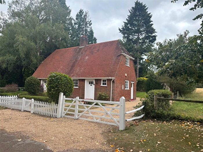 2 Bedroom Semi-Detached House To Rent In London Road, Dorking, Surrey, RH5