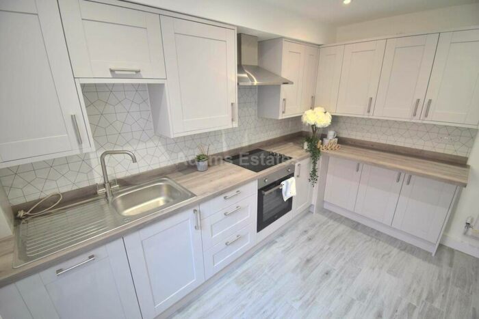 5 Bedroom Terraced House To Rent In Anstey Road, Reading, RG1