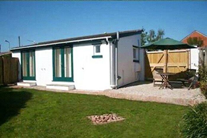 1 Bedroom Garages To Rent In Travershes Annex, Exmouth, EX8