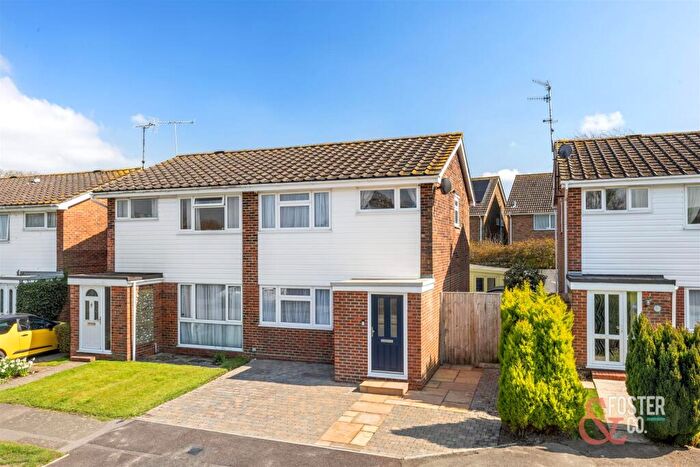 3 Bedroom House For Sale In Saltings Way, Upper Beeding, BN44