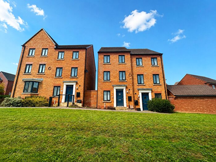 3 Bedroom Semi-Detached House For Sale In Cicero Crescent, Fairfields, MK11