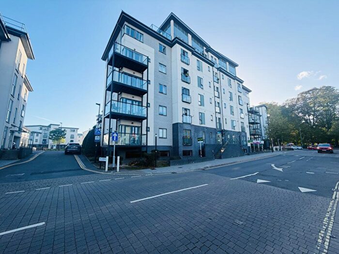 2 Bedroom Apartment To Rent In Columbus House, The Compass, Southampton, SO14