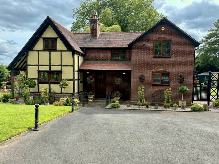 5 Bedroom Cottage For Sale In Byford, HR4