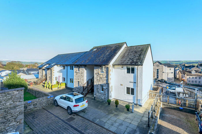 2 Bedroom Apartment To Rent In Kings Arms Croft, Kendal, Cumbria, LA9