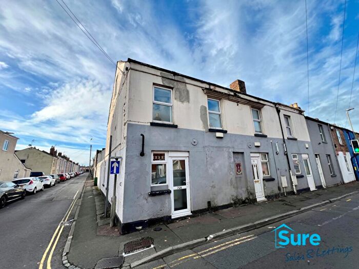3 Bedroom End Of Terrace House To Rent In Tredworth Road., GL1