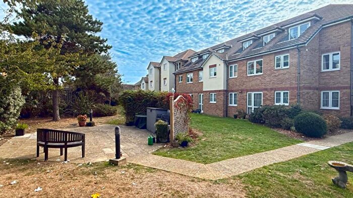 1 Bedroom Retirement Property For Sale In Brighton Road, Lancing, BN15