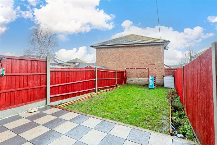 3 Bedroom Terraced House For Sale In Ferguson Avenue, Gravesend, Kent, DA12