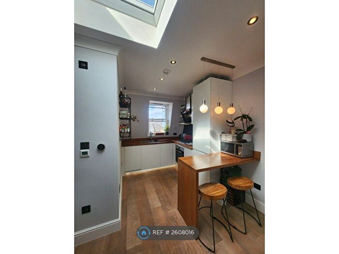 1 Bedroom Flat To Rent In Lillie Road, London, SW6