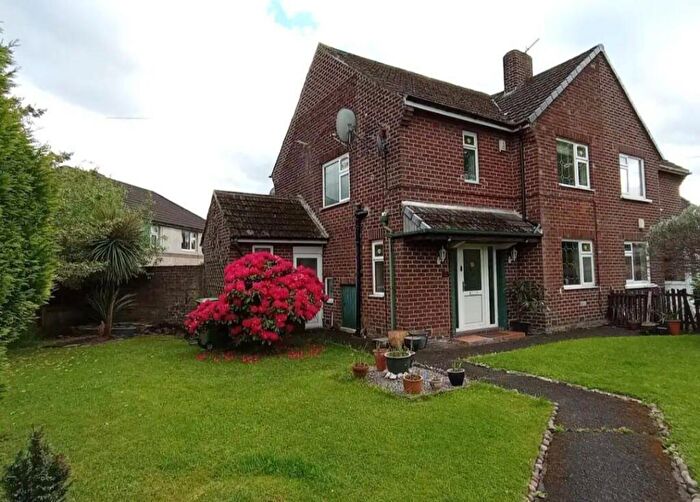 3 Bedroom Semi Detached House For Sale In Brooks Drive, Failsworth, Manchester, M35