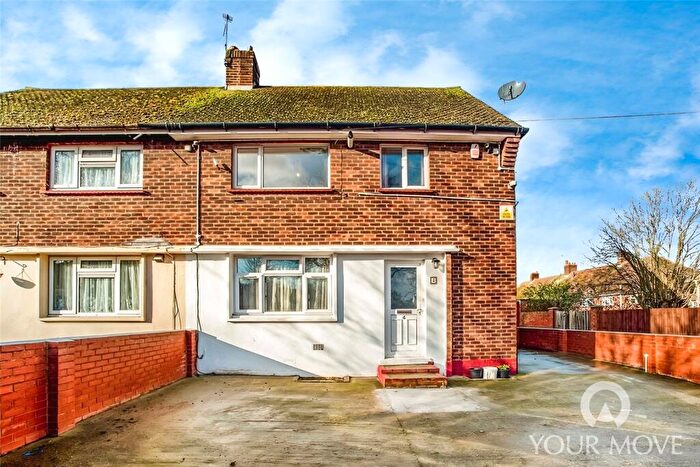 3 Bedroom Detached House To Rent In St. Gregorys Crescent, Gravesend, Kent, DA12