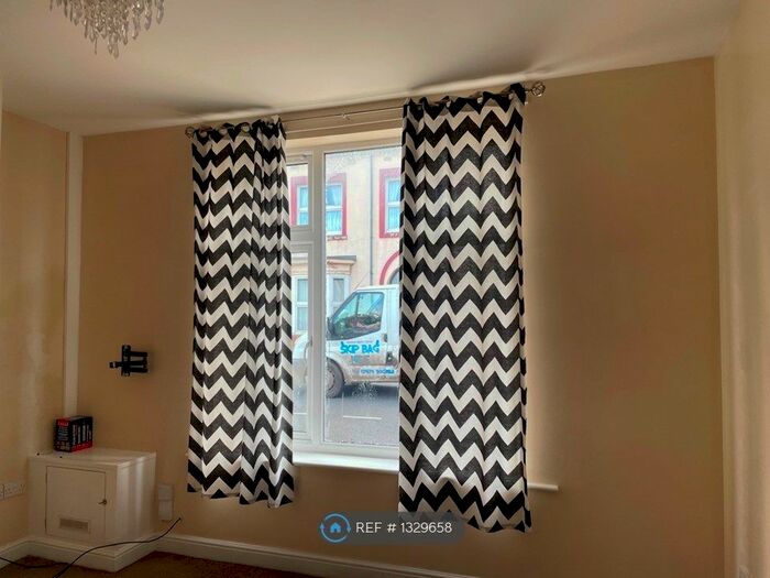 2 Bedroom Flat To Rent In Burbank Street, Hartlepool, TS24