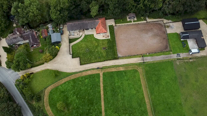 3 Bedroom Detached Bungalow For Sale In Brooklands Barn - . Acres With Stables, SP7