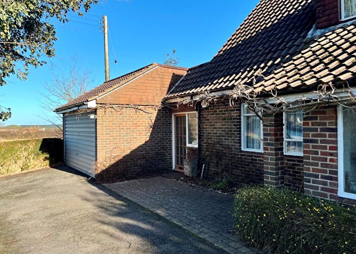 1 Bedroom Apartment To Rent In Pound Lane, Upper Beeding, BN44