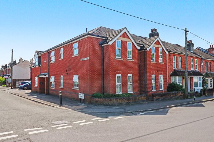 1 Bedroom Flat For Sale In Hamilton Road, Bishopstoke, SO50