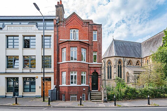 2 Bedroom Flat For Sale In Stoke Newington Chruch Street, Stoke Newington, London, N16