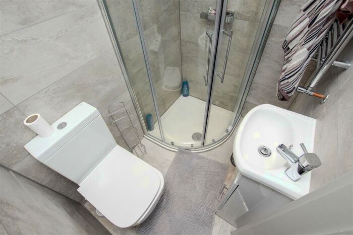 6 Bedroom House To Rent In Dawlish Road, Birmingham, B29