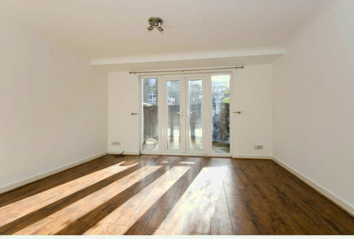 4 Bedroom Terraced House To Rent In Blondin Street, London, E3