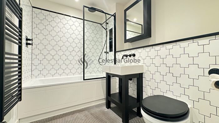 2 Bedroom Apartment To Rent In Heritage Walk, Kingston Upon Thames, Surrey, KT1