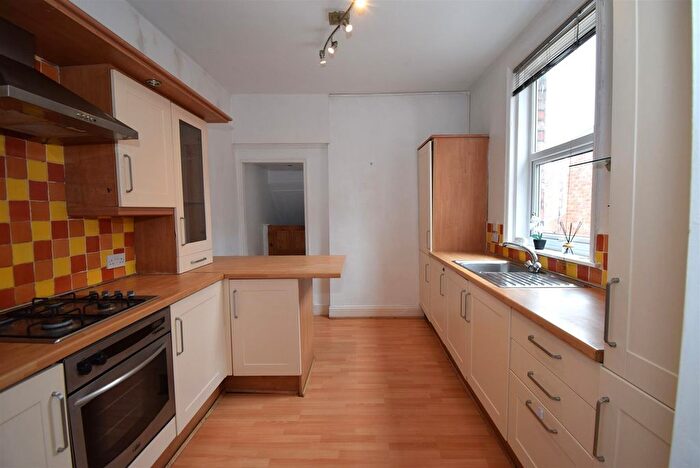 3 Bedroom Flat For Sale In Stanhope Road, South Shields, NE33