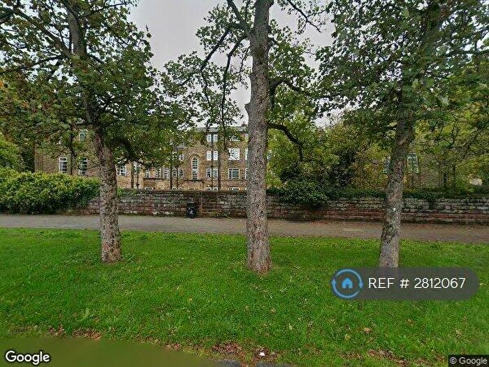 2 Bedroom Flat To Rent In Linnet House, Liverpool, L8