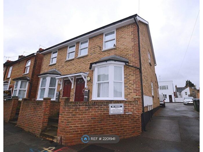 1 Bedroom Maisonette To Rent In Holywell Road, Watford, WD18