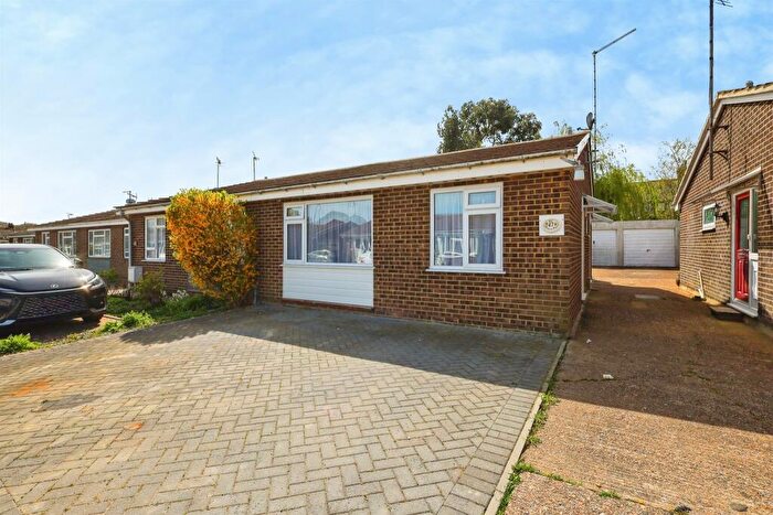 2 Bedroom Semi-Detached Bungalow For Sale In Old Orchard Place, Hailsham, BN27