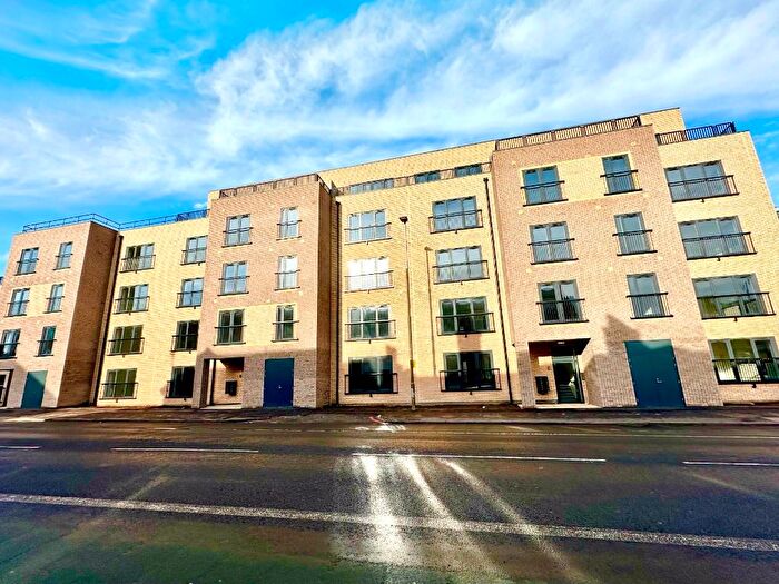 2 Bedroom Flat To Rent In Gorgie Road, Gorgie, Edinburgh, EH11