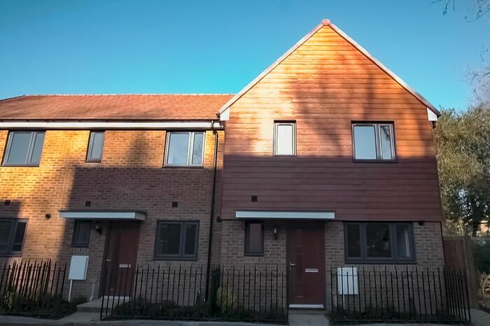 3 Bedroom End Of Terrace House To Rent In Whatman Drive, Maidstone, ME14