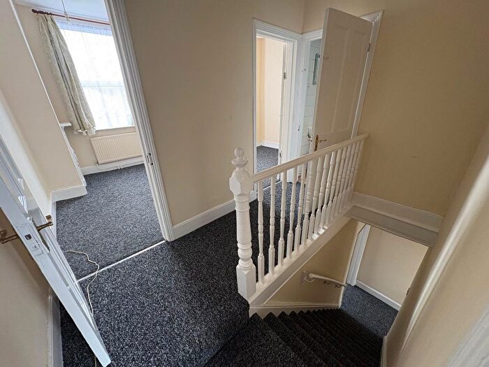 4 Bedroom Terraced House To Rent In Northcote Avenue, Southall, UB1