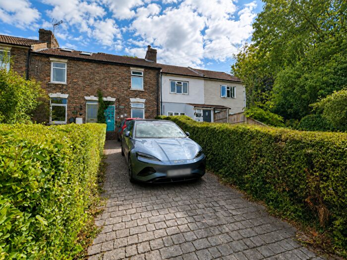 3 Bedroom Terraced House For Sale In Sidney Road, Rochester, ME1