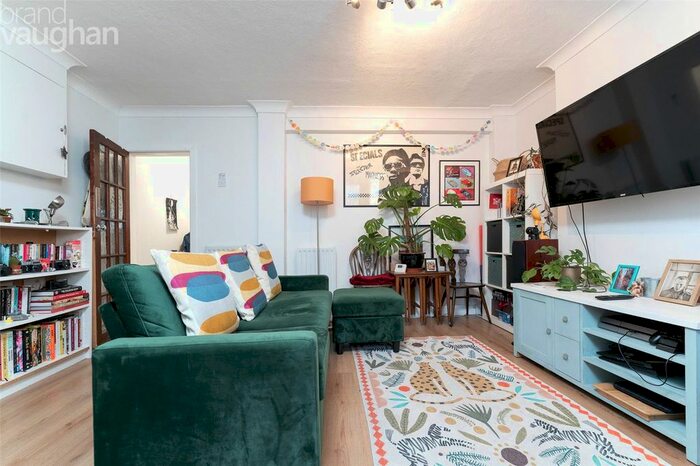 1 Bedroom Flat To Rent In Bentham Road, Brighton, East Sussex, BN2