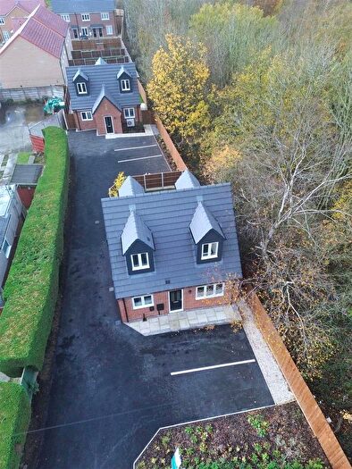 2 Bedroom Detached Bungalow For Sale In Chesterfield Road, Holmewood, Chesterfield, Derbyshire, S42