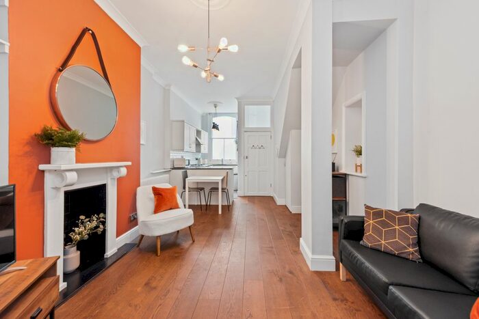 1 Bedroom Flat To Rent In Barnsbury Street, London, N1