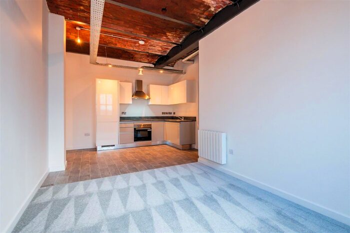 2 Bedroom Flat To Rent In Meadow Mill, Water Street, Stockport, SK1