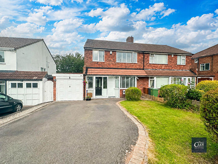 3 Bedroom Semi-Detached House For Sale In Cherrywood Road, Streetly, Sutton Coldfield, B74