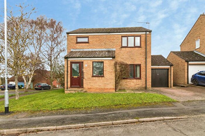 4 Bedroom Detached House For Sale In Orchids Close, Bungay, NR35