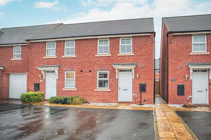 3 Bedroom Semi Detached House For Sale In Danby Road, Littleover, Derby, DE23