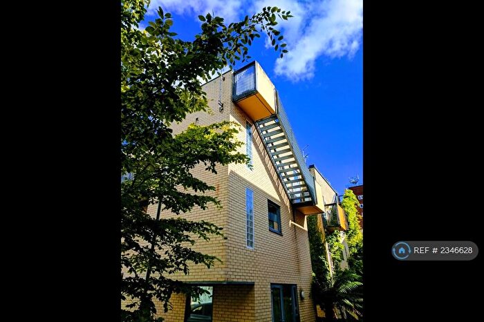 3 Bedroom Detached House To Rent In Betsham Street, Manchester, M15