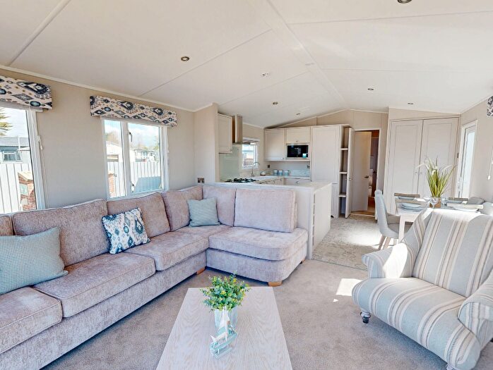 2 Bedroom Park Home For Sale In Seal Bay Resort – West Sussex, PO20