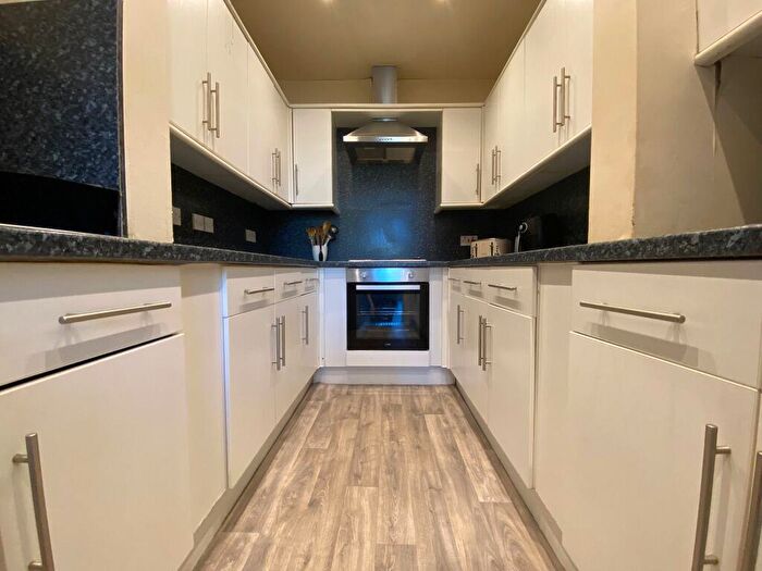 5 Bedroom Flat To Rent In Dalkeith Road, Newington, Edinburgh, EH16