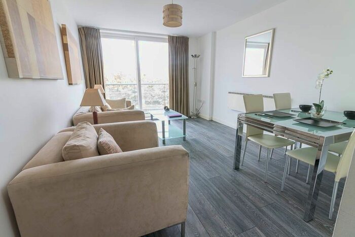 2 Bedroom Flat To Rent In Azalea House, Bedfont Lane, Feltham, Middlesex, TW13