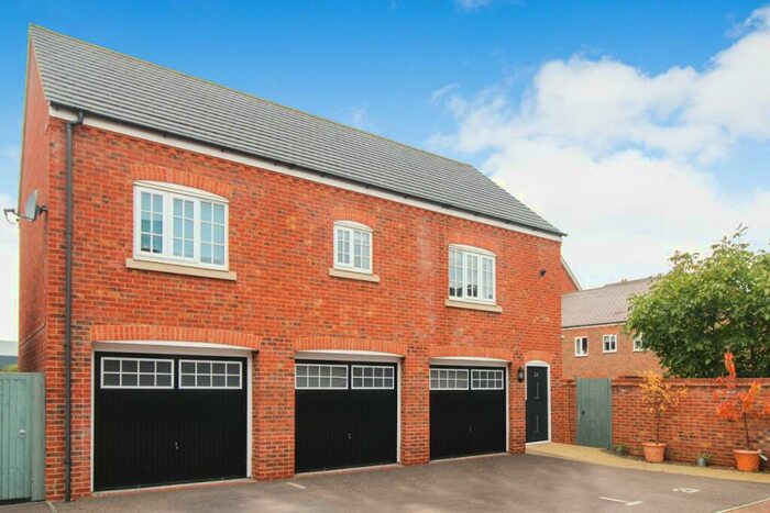 2 Bedroom Coach House To Rent In Oliver Close, Kempston, Bedford, MK42