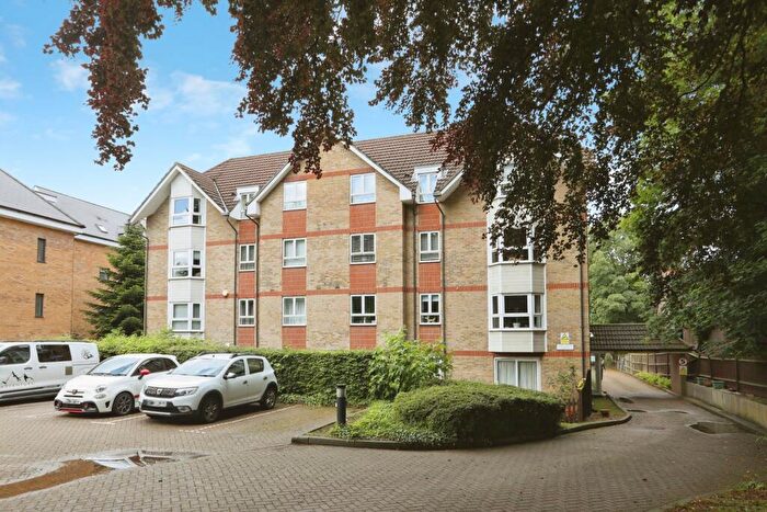 2 Bedroom Flat For Sale In London Road, Maidstone, Kent, ME16
