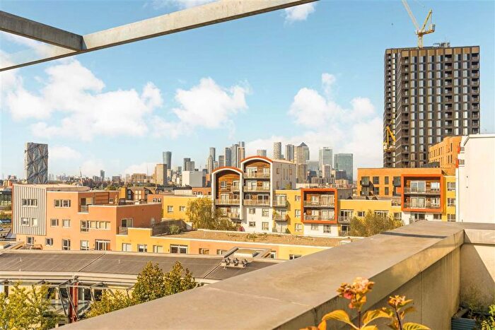 4 Bedroom Flat For Sale In West Parkside, Greenwich, SE10
