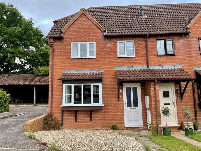 2 Bedroom End Of Terrace House To Rent In Russett Way, Newent, Gloucestershire, GL18