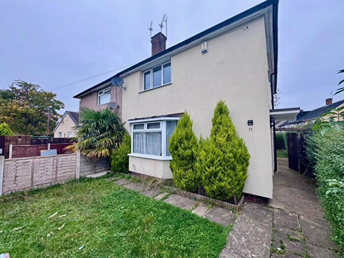 3 Bedroom Semi Detached House To Rent In Bradley Walk, Clifton, NG11