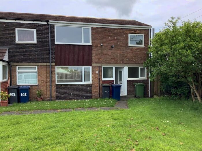 3 Bedroom Semi-Detached House To Rent In Masefield Drive, South Shields, NE34